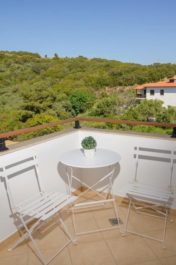 Pension Stelios Ouranoupoli Bagian luar foto